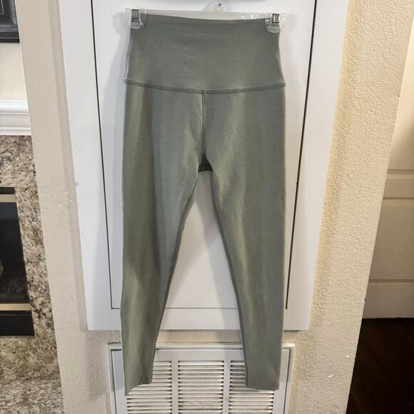 Beyond Yoga Spacedye Slim Racerback Cropped Tank and Legging Set SM Green - Picture 9 of 11